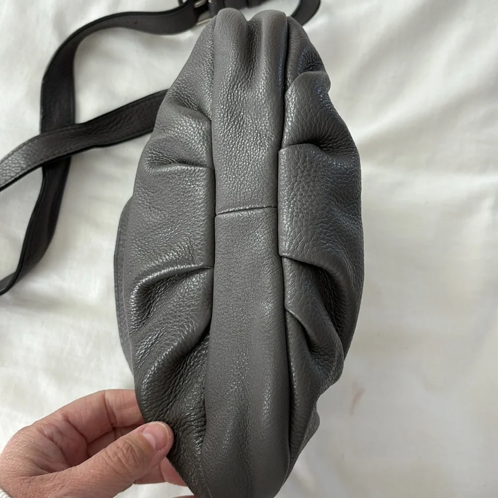 Marc By Marc Jacobs Leather Cross Body Bag Silver - Picture 5 of 16